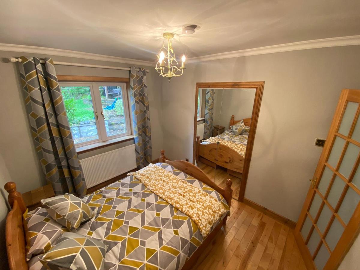 Tranquil Thornhill Cottage Retreat With Hot Tub Moniaive エクステリア 写真